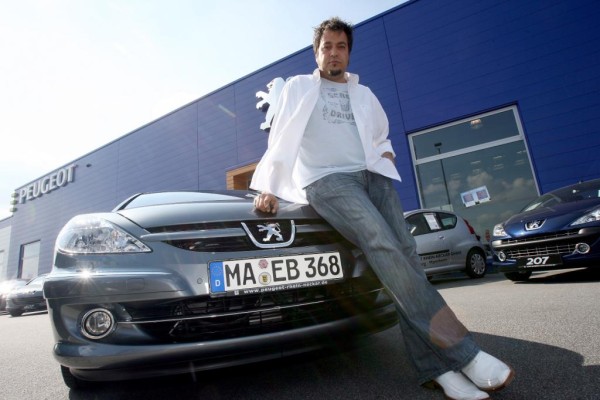 Laith Al-Deen fährt Peugeot 607