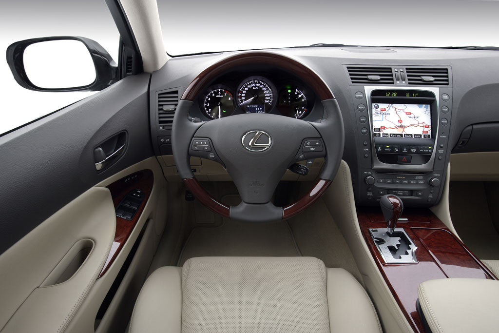 Lexus GS 460