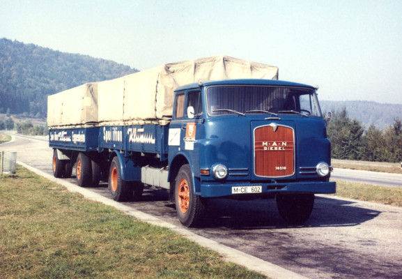 MAN startet Oldtimer-Karawane durch Bayern