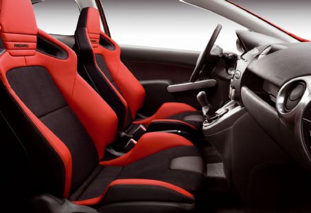 Mazda 2 Sport kommt im Sommer