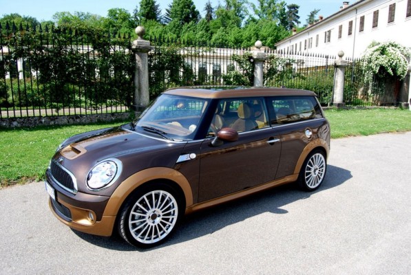 Mini-Chateaux Clubman von Anzom: Edler lässt sich Wein kaum verpacken