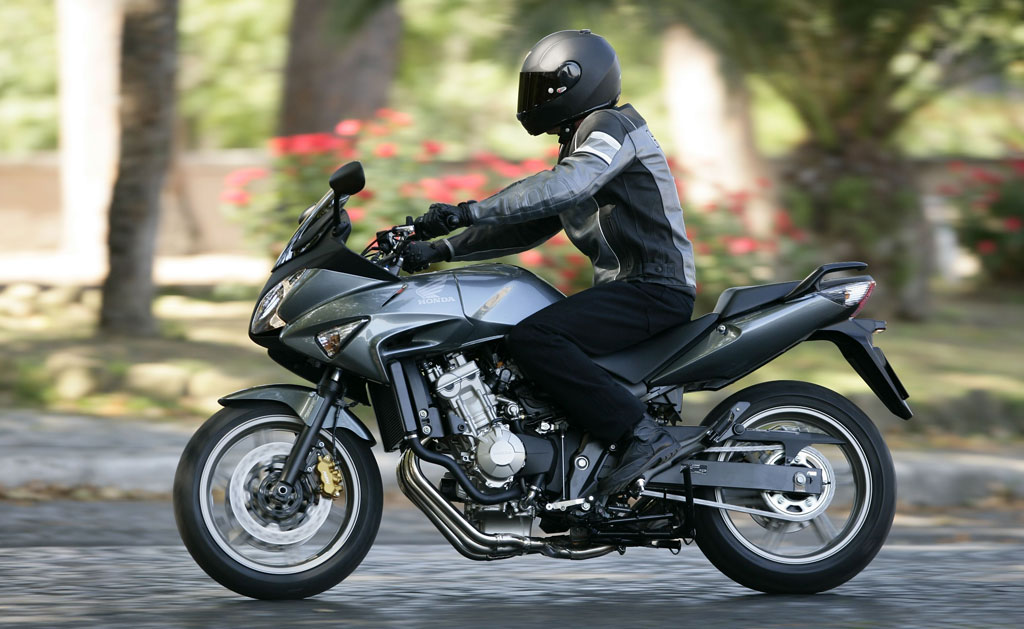 Motorradabsatz geht im April zurück