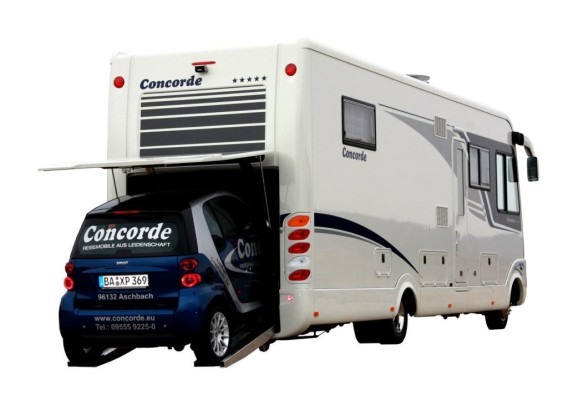 Neues Reisemobil mit Kleinwagen-Garage 
