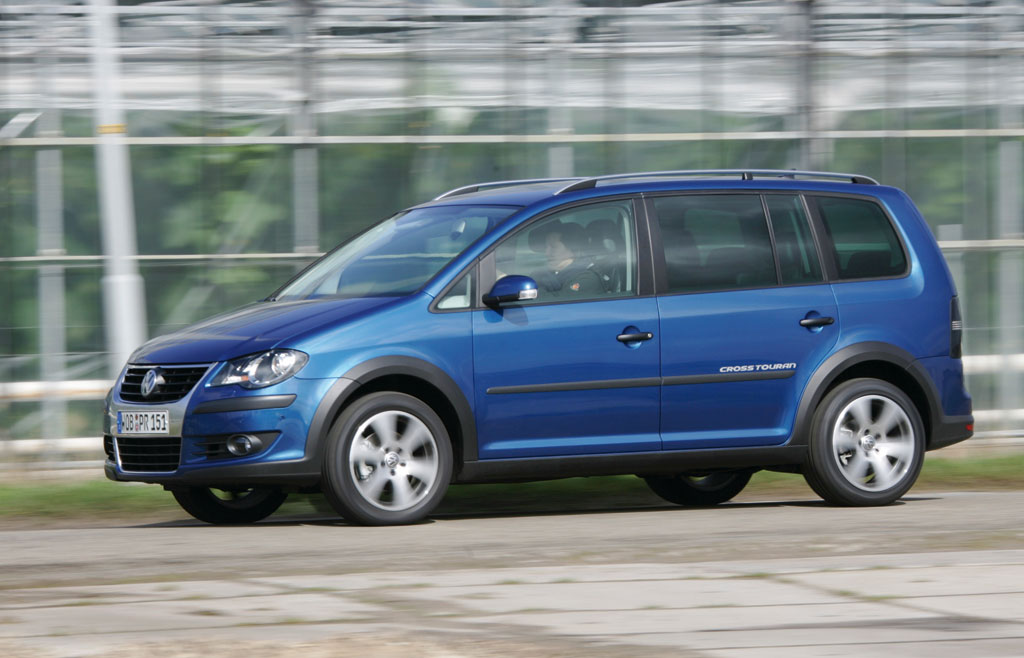 VW Cross Touran