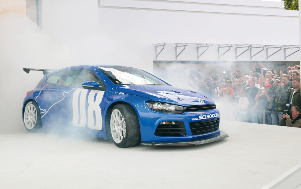Weltpremiere des Scirocco GT24 mit 325 PS