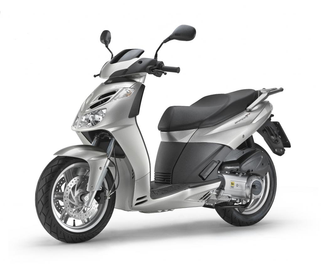 Aprilia erweitert Sportcity-Reihe um drei neue Modelle