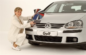 Blau ist neue Trendfarbe bei Autos 