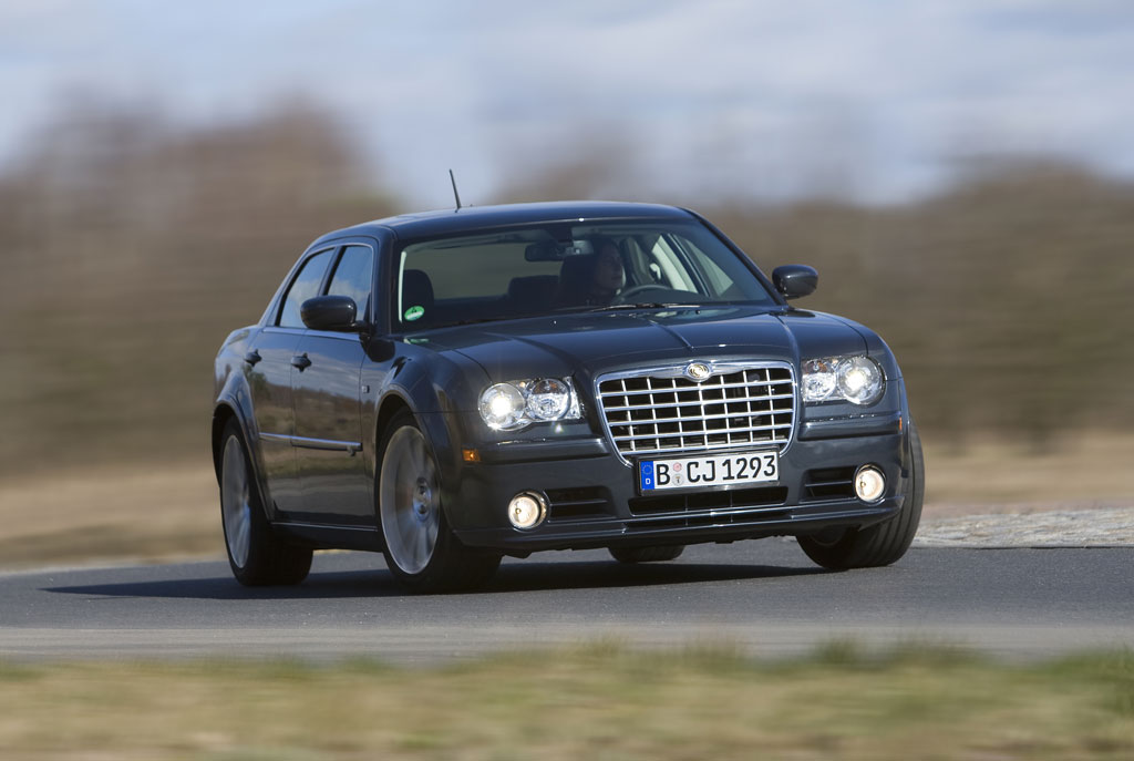 Chrysler 300 C SRT8 - der Bilderbuch-Macho 