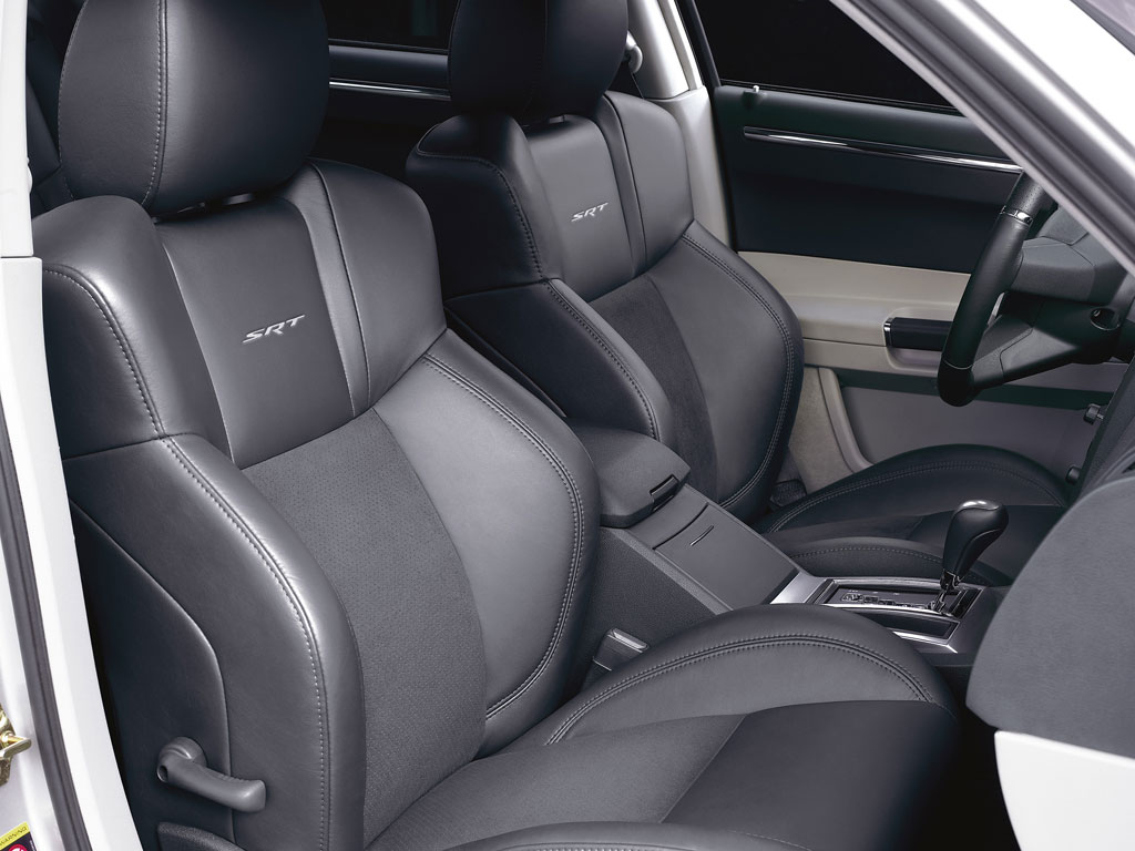 Chrysler 300 C SRT8 - der Bilderbuch-Macho