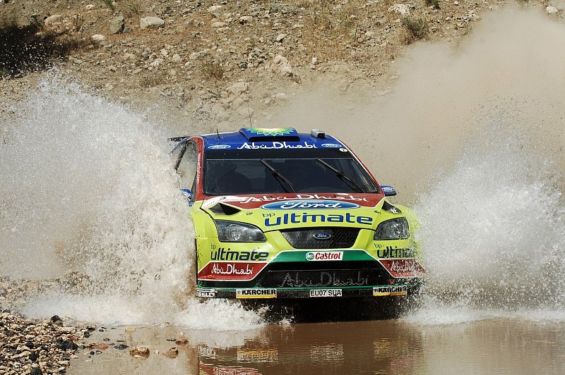 Doppelführung für BP Ford bei Rallye Türkei: Ford nutzt strategischen Vorteil