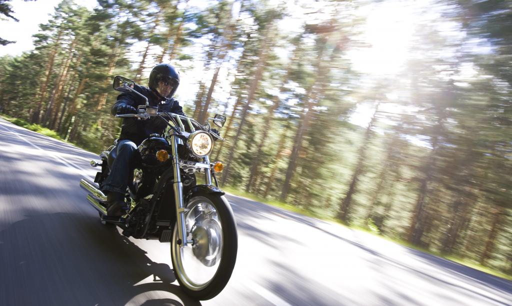 Fahrbericht Kawasaki VN 900 Custom: Kleiner Cruiser für großen Fahrgenuss 