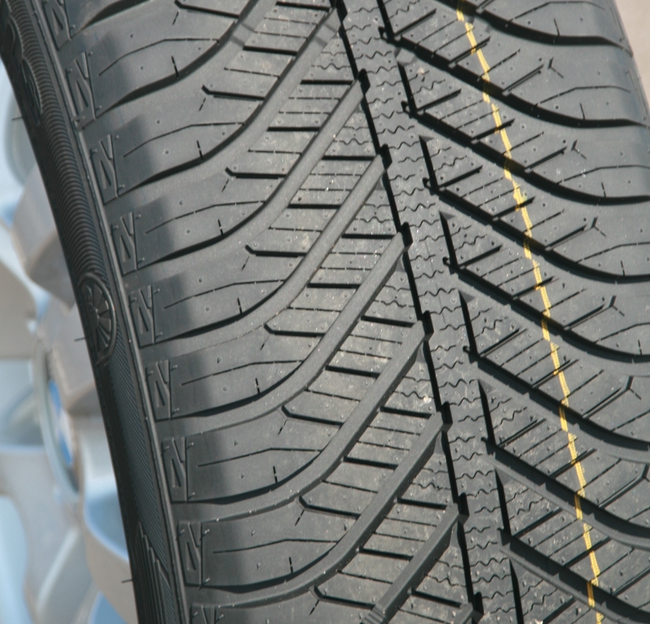Goodyear ''Vector 4Seasons'': Besseres Gewissen für Wechselmuffel