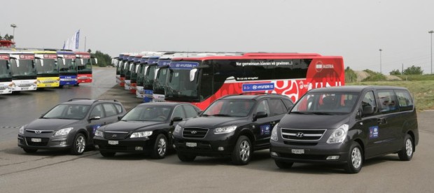 Hyundai übergibt Fahrzeugflotte für die Fußball-EM