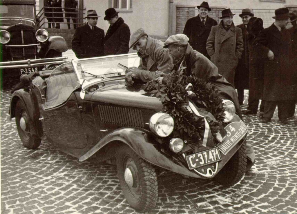 Im Oldtimer nicht angeschnallt - trotzdem volle Kostenerstattung