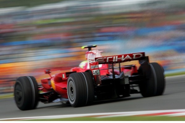 Massa führt 1. Training an: Feucht und ungemütlich