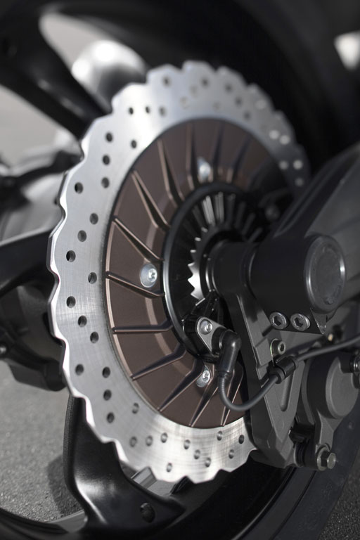Neue Yamaha VMAX mit 200 PS