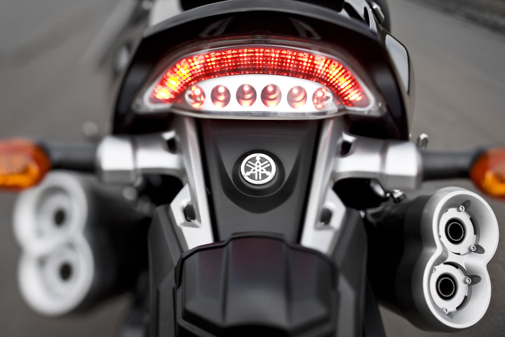 Neue Yamaha VMAX mit 200 PS