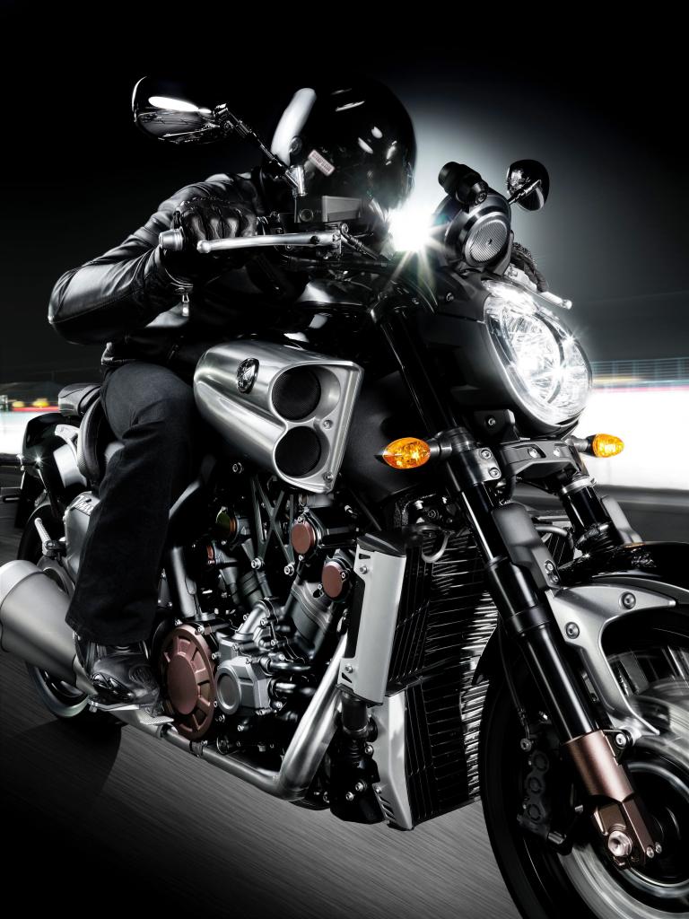 Neue Yamaha VMAX mit 200 PS 