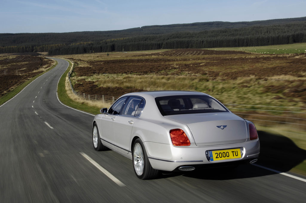 Neuer Bentley Continental Flying Spur Speed ist 322 km/h schnell 