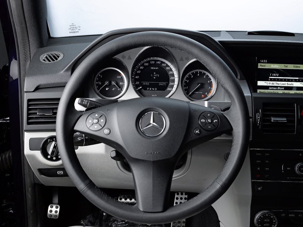 Neues Key Visual für die Mercedes-Benz Fashion Week