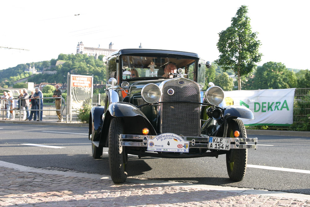 Oldtimer-Tour durch ganz Deutschland 