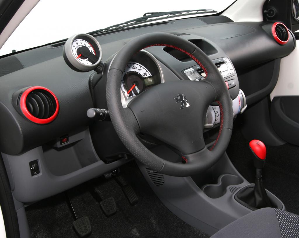 Peugeot 107 Street Racing jetzt auch in Weiß
