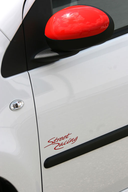 Peugeot 107 Street Racing jetzt auch in Weiß