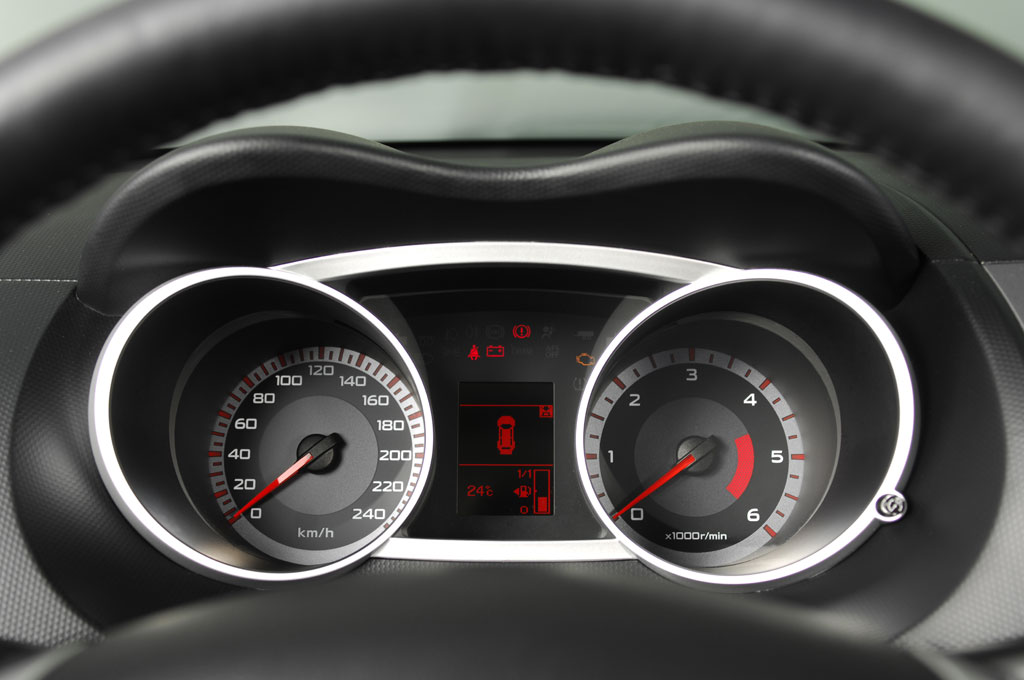 Peugeot 4007 Platinum ab Juli auf Wunsch mit Automatik 