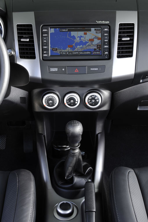 Peugeot 4007 Platinum ab Juli auf Wunsch mit Automatik 
