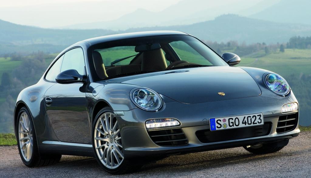 Porsche präsentiert Carrera 4 mit elektronisch geregeltem Allradantrieb