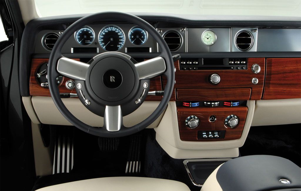 Rolls-Royce Phantom