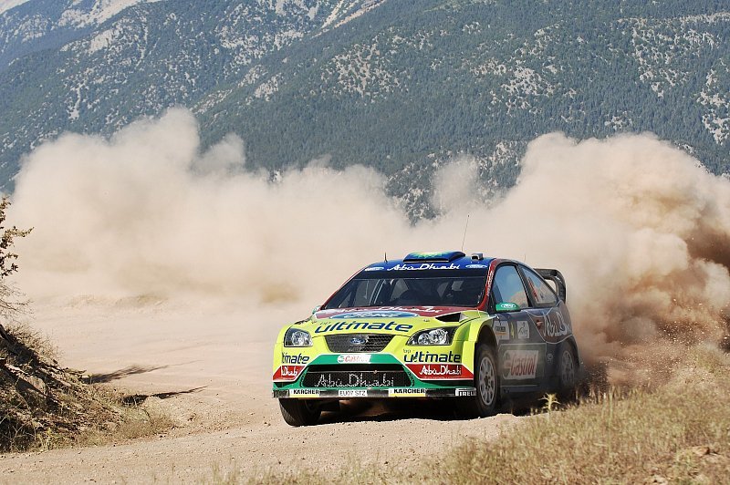 Sébastien Loeb führt Rallye Türkei an.: Taktikspiele überschatten spannende Rallye