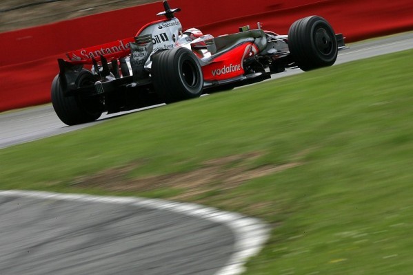 Silverstone, Tag 2: Kovalainen ganz vorne