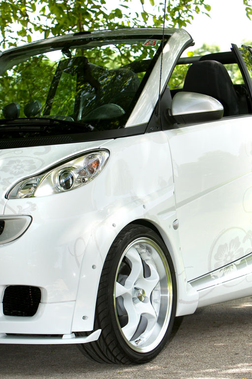 Smart Fortwo Cabrio wird breit getunt