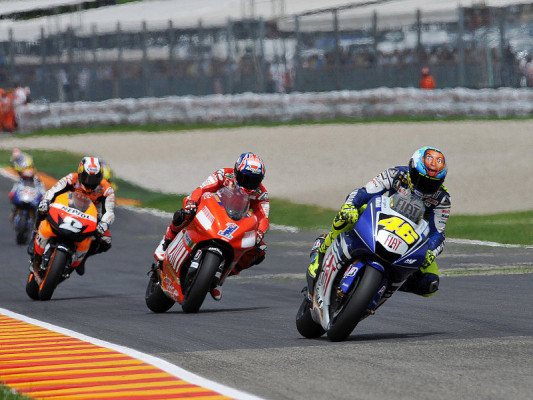 Stoner, Rossi und Pedrosa: Auf der Jagd, eine gute Phase und ein spezieller Ort