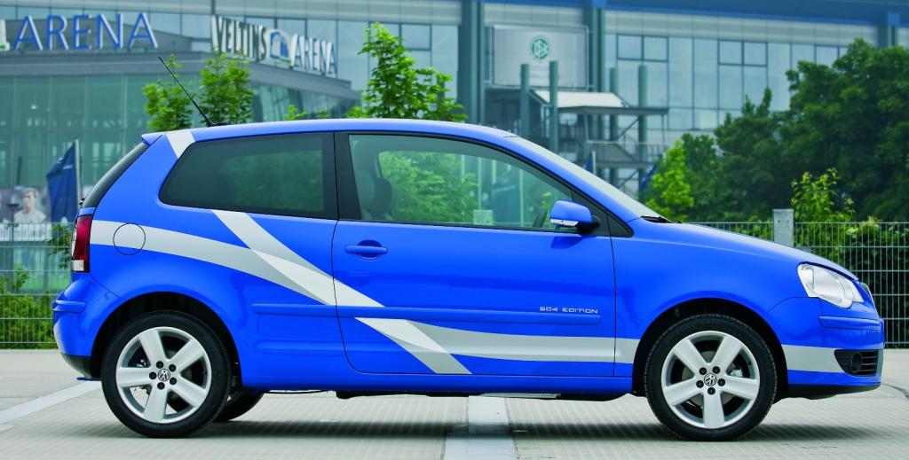 Volkswagen zeigt auf Schalke Polo „S04-Edition“