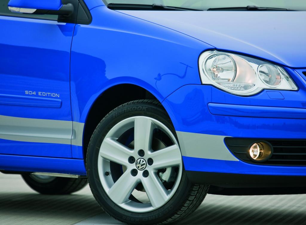Volkswagen zeigt auf Schalke Polo „S04-Edition“