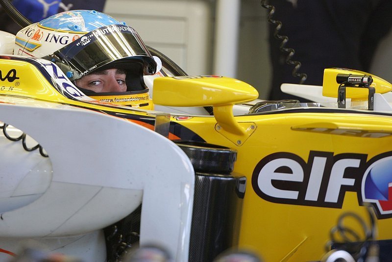Alonso kennt Renaults Problem: Zu legal unterwegs