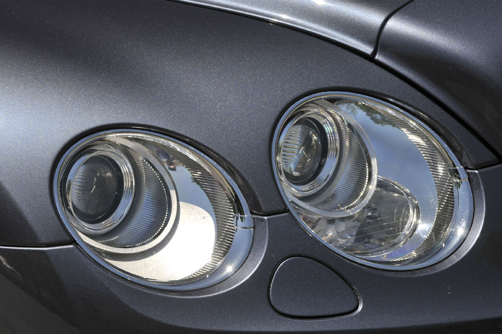 Bentley Continental Speed feiert Premiere in London 