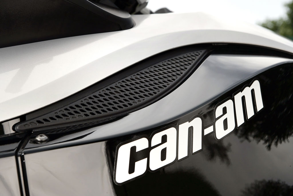 Can-Am Spyder: Jetski auf dem Asphalt 