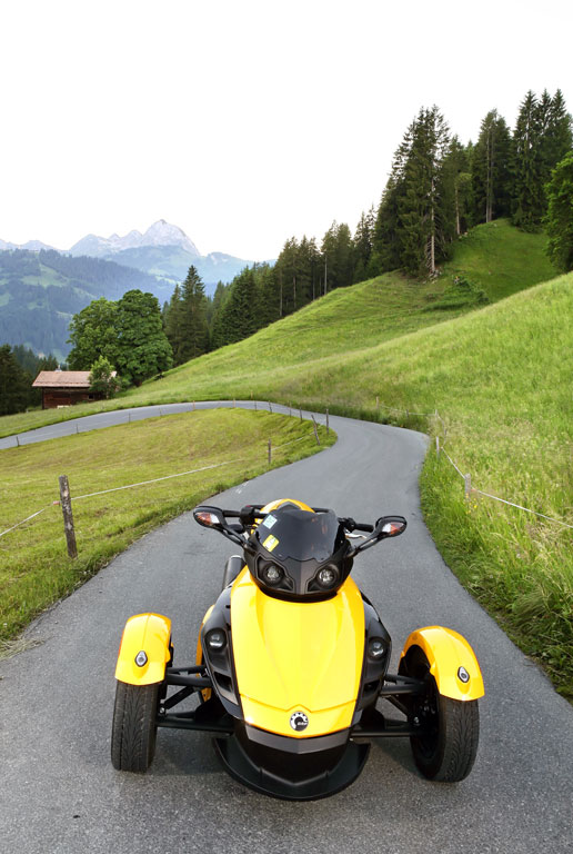 Can-Am Spyder: Jetski auf dem Asphalt 