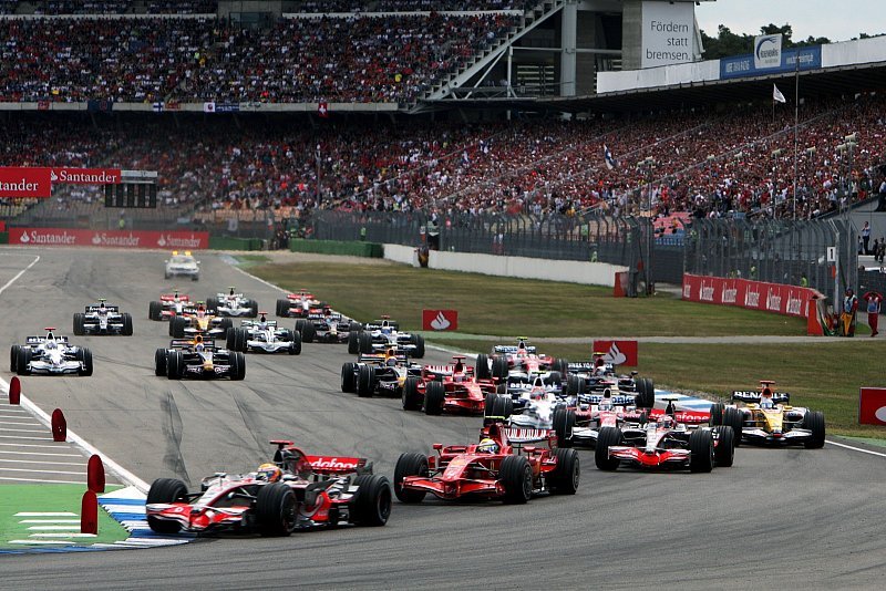 Deutschland GP: Hamilton dominiert