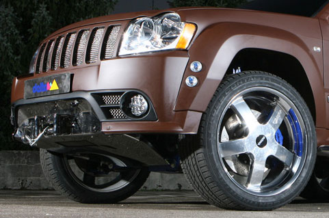 Getunter Dünen-Jeep