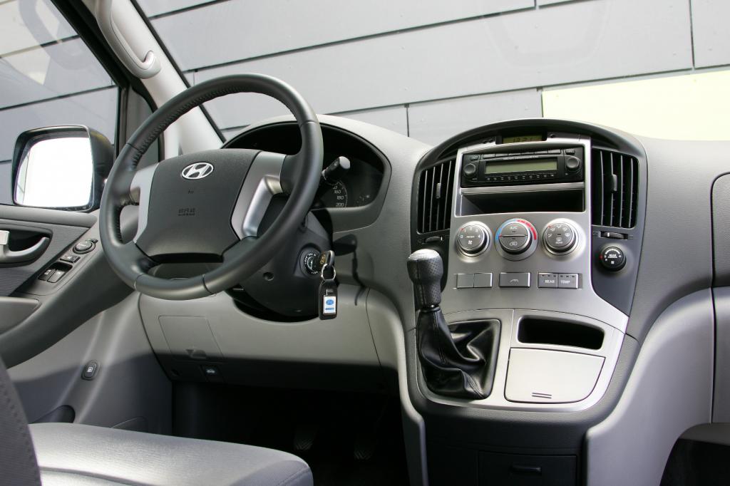 Hyundai H-1 jetzt auch als Kleinbus