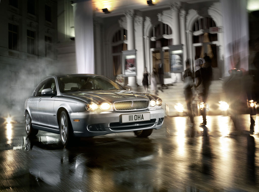 Jaguar X-Type mit 500 neuen Komponenten