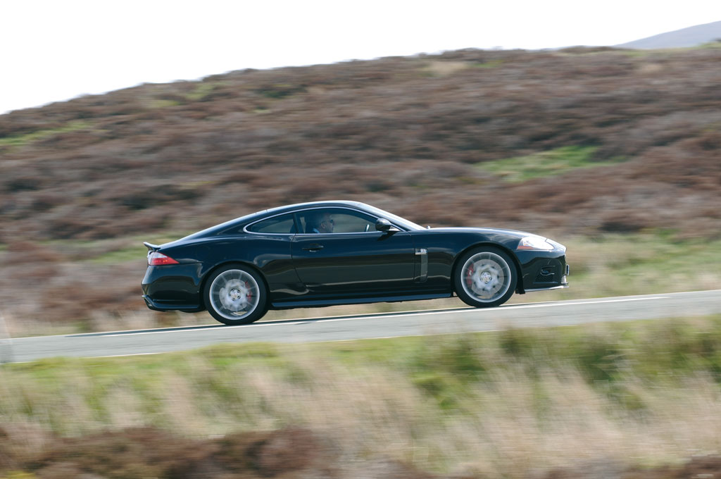 Jaguar XKR-S