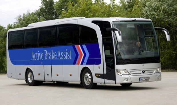 Mercedes-Benz: Der erste Bus, der selbst bremst