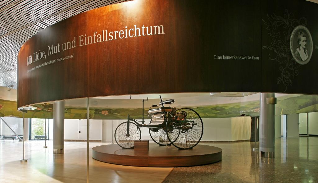 Mercedes-Benz-Kundencenter erinnert an Bertha Benz