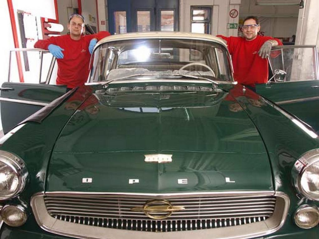 Neue Frontscheiben für alte Autos 