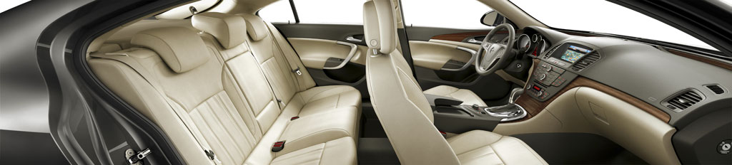Opel Insignia feiert doppelte Premiere bei der London Motorshow
